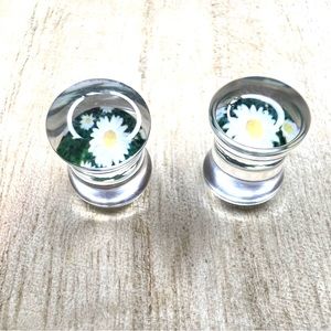 2pcs Flower Ear Gauges Plugs and Tunnels